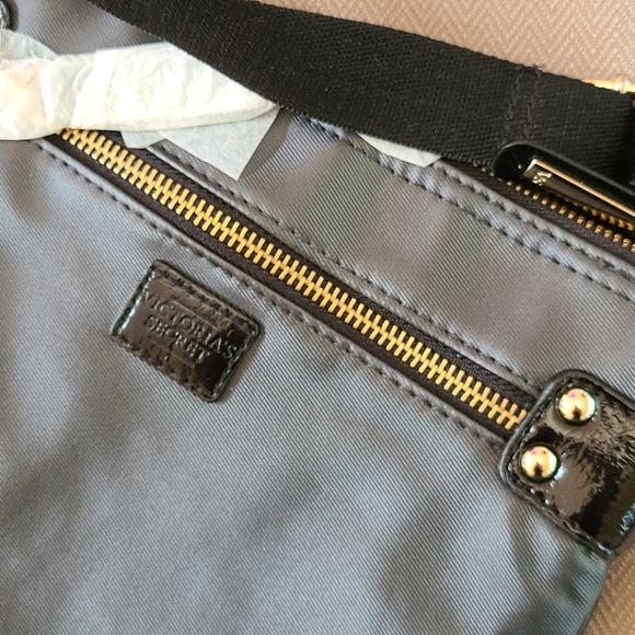 NWT Victoria's Secret Black Leopard Crossbody Bag - Picture 3 of 5